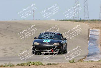 media/Apr-30-2022-CalClub SCCA (Sat) [[98b58ad398]]/Group 2/Race (Grapevine)/